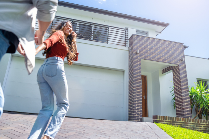 “Camden home loan refinancing case study – Elite Mortgage Co helping local family save $480 per month.